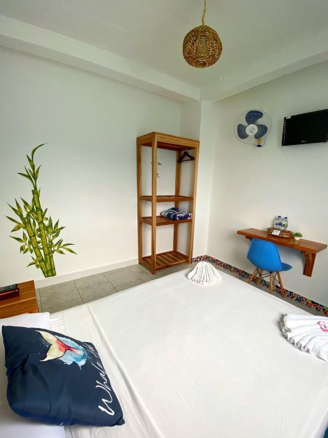 Whale House Hotel Puerto López Dış mekan fotoğraf